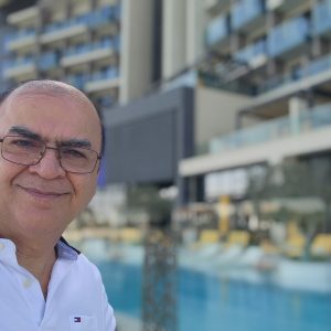 دکتر حسین شکری